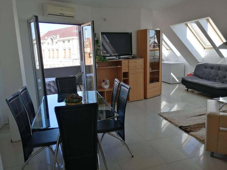 Apartman Natasa 3 Vrsac Ngoại thất bức ảnh